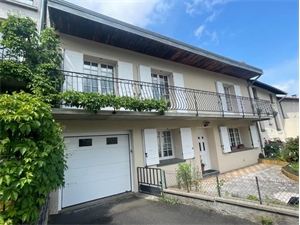 maison de village à la vente -   63122  SAINT GENES CHAMPANELLE, surface 185 m2 vente maison de village - UBI478013552